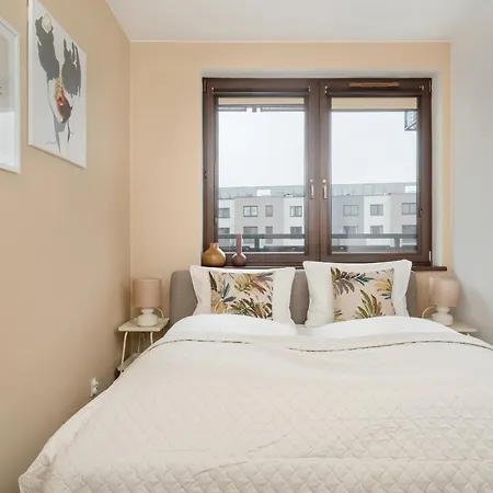 Apartment Modern With Balcony In By Renters Wroclaw