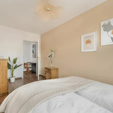 Modern With Balcony In By Renters * Wroclaw